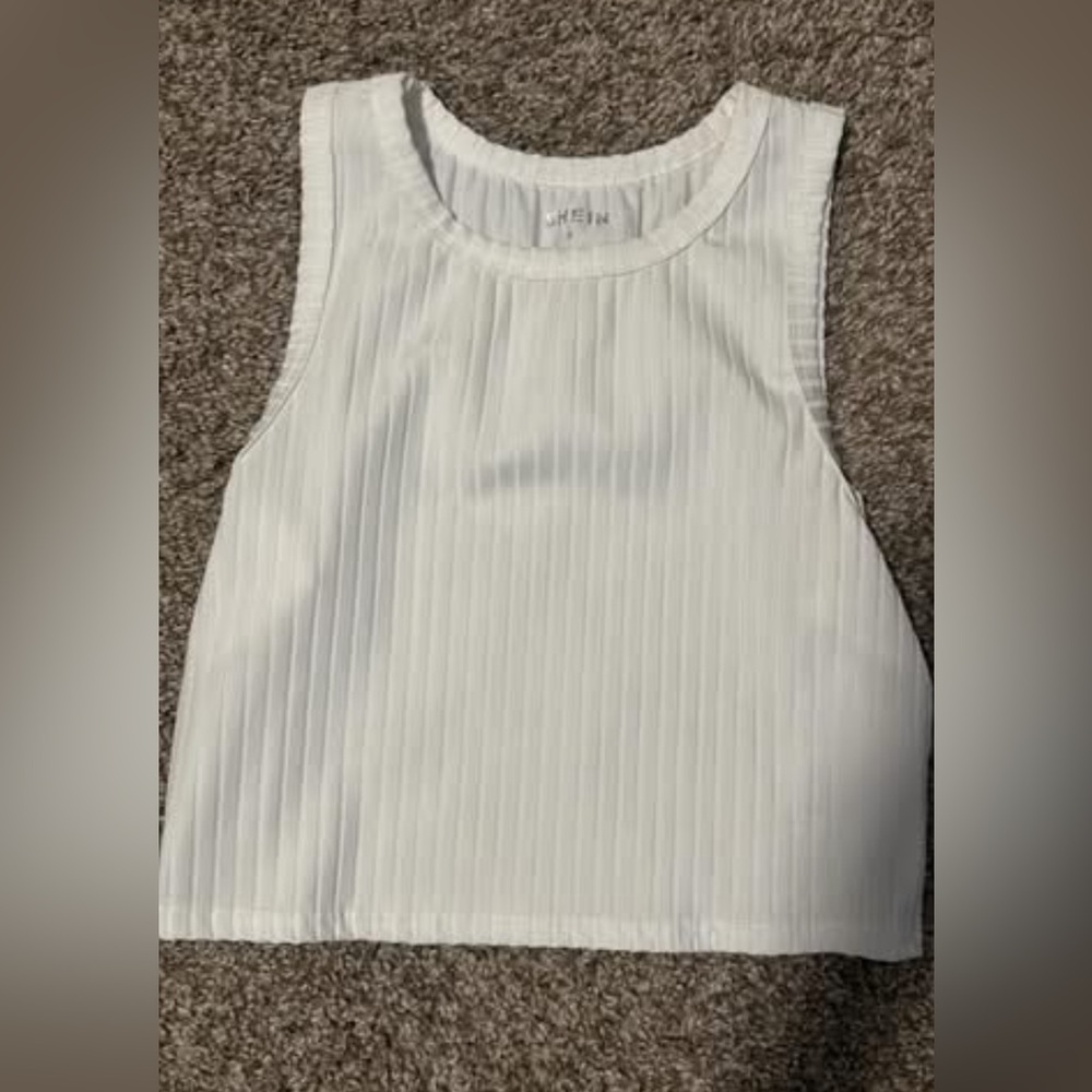 SHEIN Elegant White Pleated Tank Top